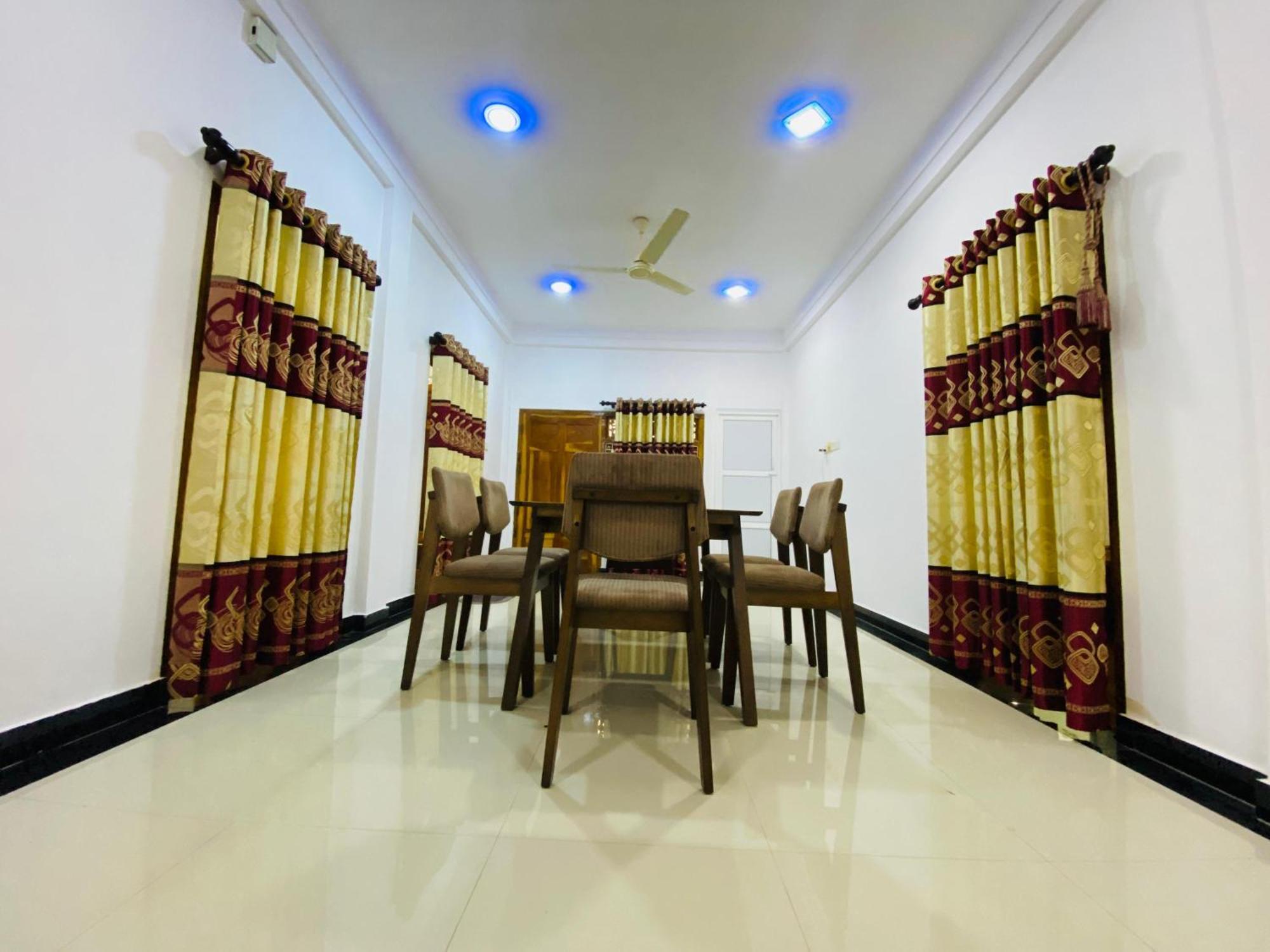 Columbus Villa Джафна Екстериор снимка